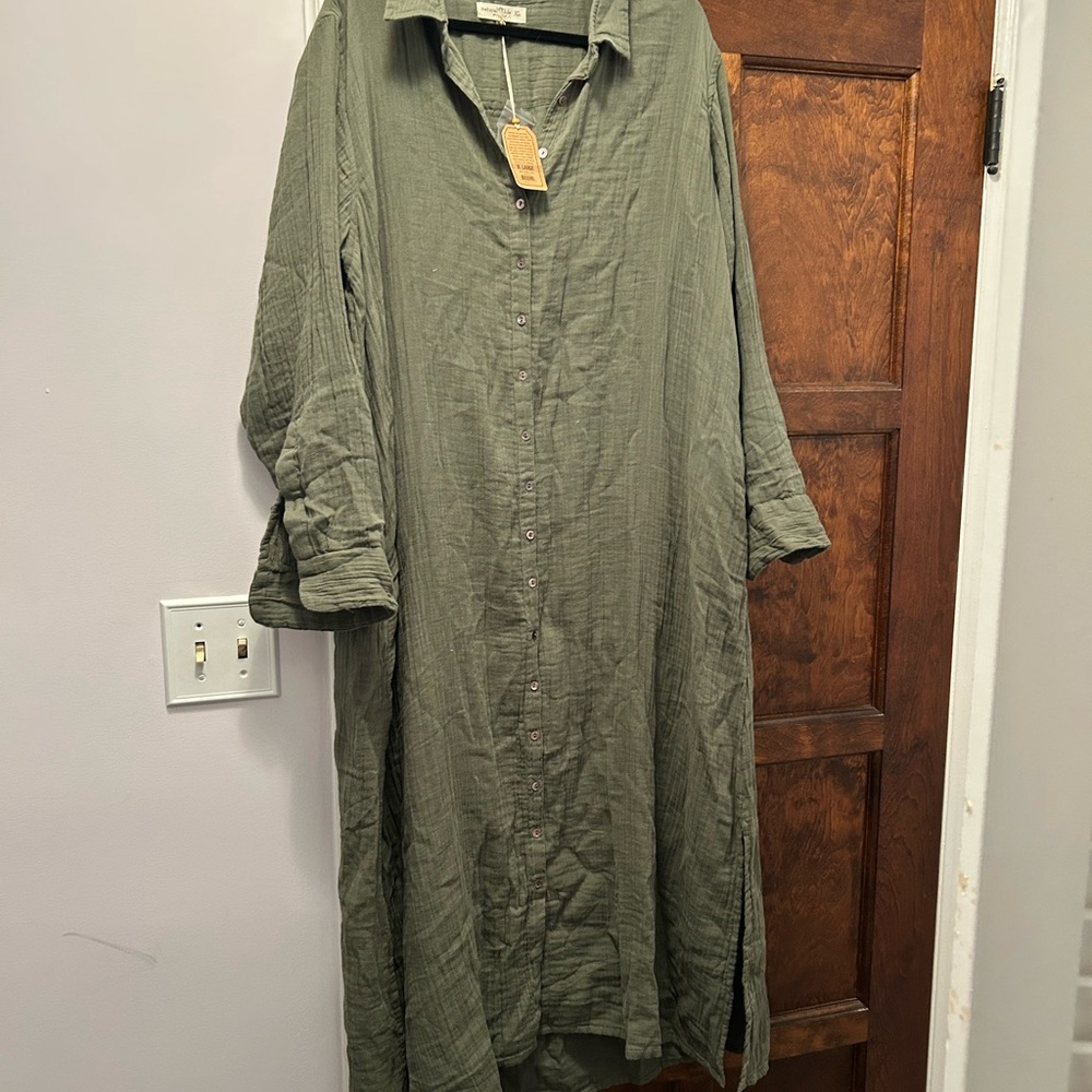 NATURAL LIFE Sage Green Button-Up Shirt
